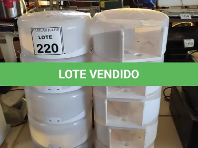 LOTE 220 - 10 DISPENSES DE PAPEL. (NO ESTADO) ATENÇÃO! FAZER A VISITAÇÃO ANTES DE ARREMATAR, NÃO SABEMOS SE FUNCIONA. LEILÃO NÃO TEM GARANTIA E NEM DEVOLUÇÃO, SUJEITO A POSSÍVEIS AVARIAS VISÍVEIS/OCULTAS E/OU AUSÊNCIA DE COMPONENTES.
