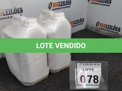 LOTE 078 - 02 REMOVEDORES DE CERA E ACABAMENTOS COM 5L CADA. (NO ESTADO) ATENÇÃO! FAZER A VISITAÇÃO ANTES DE ARREMATAR, NÃO SABEMOS SE FUNCIONA. LEILÃO NÃO TEM GARANTIA E NEM DEVOLUÇÃO, SUJEITO A POSSÍVEIS AVARIAS VISÍVEIS/OCULTAS E/OU AUSÊNCIA DE COMPONENTES.