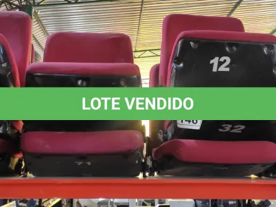 LOTE 146 - 10 POLTRONAS PARA AUDITÓRIOS NA COR VERMELHA. (NO ESTADO) ATENÇÃO! FAZER A VISITAÇÃO ANTES DE ARREMATAR, NÃO SABEMOS SE FUNCIONA. LEILÃO NÃO TEM GARANTIA E NEM DEVOLUÇÃO, SUJEITO A POSSÍVEIS AVARIAS VISÍVEIS/OCULTAS E/OU AUSÊNCIA DE COMPONENTES.