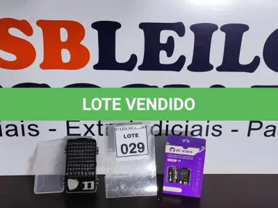 LOTE 029 - 01 CONJUNTO DE CHAVES DE FENDA MULTIFUNCIONAL.  (NO ESTADO) ATENÇÃO! FAZER A VISITAÇÃO ANTES DE ARREMATAR, NÃO SABEMOS SE FUNCIONA. LEILÃO NÃO TEM GARANTIA E NEM DEVOLUÇÃO, SUJEITO A POSSÍVEIS AVARIAS VISÍVEIS/OCULTAS E/OU AUSÊNCIA DE COMPONENTES.