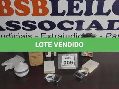LOTE 009 - 01 HEADPHONES, 02 RELÓGIOS WATCH, 01 LASER PARA REMOÇÃO DE SOBRANCELHAS E 01 MINI UMIDIFICADOR.  (NO ESTADO) ATENÇÃO! FAZER A VISITAÇÃO ANTES DE ARREMATAR, NÃO SABEMOS SE FUNCIONA. LEILÃO NÃO TEM GARANTIA E NEM DEVOLUÇÃO, SUJEITO A POSSÍVEIS AVARIAS VISÍVEIS/OCULTAS E/OU AUSÊNCIA DE COMPONENTES.