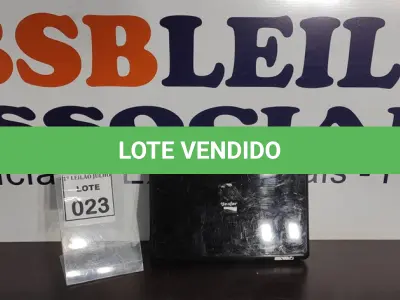 LOTE 023 - 01 NOTEBOOK MARCA VECTOR.  (NO ESTADO) ATENÇÃO! FAZER A VISITAÇÃO ANTES DE ARREMATAR, NÃO SABEMOS SE FUNCIONA. LEILÃO NÃO TEM GARANTIA E NEM DEVOLUÇÃO, SUJEITO A POSSÍVEIS AVARIAS VISÍVEIS/OCULTAS E/OU AUSÊNCIA DE COMPONENTES.