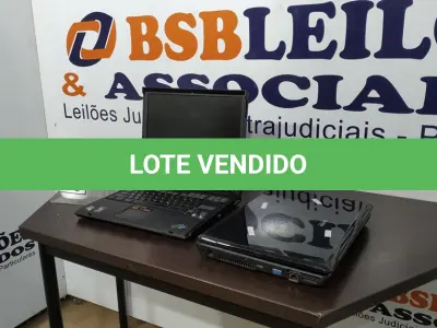 LOTE 236 - 02 NOTEBOOKS PARA RETIRADA DE PEÇAS.  (NO ESTADO) ATENÇÃO! FAZER A VISITAÇÃO ANTES DE ARREMATAR, NÃO SABEMOS SE FUNCIONA. LEILÃO NÃO TEM GARANTIA E NEM DEVOLUÇÃO, SUJEITO A POSSÍVEIS AVARIAS VISÍVEIS/OCULTAS E/OU AUSÊNCIA DE COMPONENTES.
