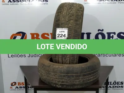 LOTE 224 - 02 PNEUS USADOS 245/452 ZR20 103W. (NO ESTADO) ATENÇÃO! FAZER A VISITAÇÃO ANTES DE ARREMATAR, NÃO SABEMOS SE FUNCIONA. LEILÃO NÃO TEM GARANTIA E NEM DEVOLUÇÃO, SUJEITO A POSSÍVEIS AVARIAS VISÍVEIS/OCULTAS E/OU AUSÊNCIA DE COMPONENTES.