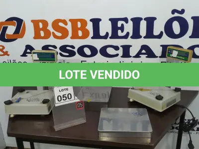 LOTE 050 - 02 BALANÇAS MARCA FILIZOLA 10W. (NO ESTADO) ATENÇÃO! FAZER A VISITAÇÃO ANTES DE ARREMATAR, NÃO SABEMOS SE FUNCIONA. LEILÃO NÃO TEM GARANTIA E NEM DEVOLUÇÃO, SUJEITO A POSSÍVEIS AVARIAS VISÍVEIS/OCULTAS E/OU AUSÊNCIA DE COMPONENTES.