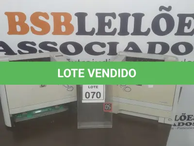 LOTE 070 - 02 IMPRESSORAS MARCA HP. (NO ESTADO) ATENÇÃO! FAZER A VISITAÇÃO ANTES DE ARREMATAR, NÃO SABEMOS SE FUNCIONA. LEILÃO NÃO TEM GARANTIA E NEM DEVOLUÇÃO, SUJEITO A POSSÍVEIS AVARIAS VISÍVEIS/OCULTAS E/OU AUSÊNCIA DE COMPONENTES.