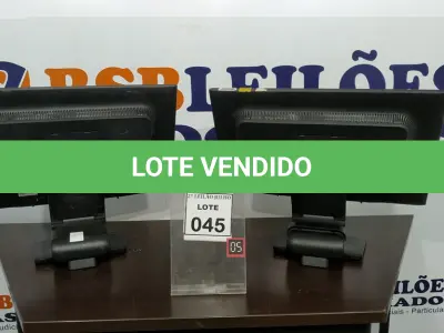 LOTE 045 - 02 MONITORES MARCA HP. (NO ESTADO) ATENÇÃO! FAZER A VISITAÇÃO ANTES DE ARREMATAR, NÃO SABEMOS SE FUNCIONA. LEILÃO NÃO TEM GARANTIA E NEM DEVOLUÇÃO, SUJEITO A POSSÍVEIS AVARIAS VISÍVEIS/OCULTAS E/OU AUSÊNCIA DE COMPONENTES.