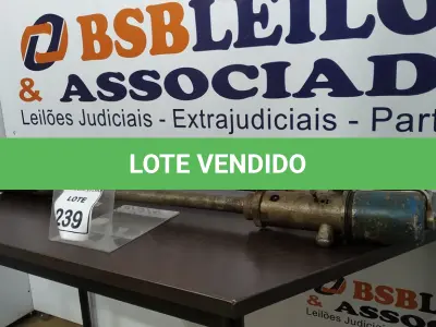 LOTE 239 - 02 BOMBAS DE ÓLEO PRA TAMBOR.  (NO ESTADO) ATENÇÃO! FAZER A VISITAÇÃO ANTES DE ARREMATAR, NÃO SABEMOS SE FUNCIONA. LEILÃO NÃO TEM GARANTIA E NEM DEVOLUÇÃO, SUJEITO A POSSÍVEIS AVARIAS VISÍVEIS/OCULTAS E/OU AUSÊNCIA DE COMPONENTES.