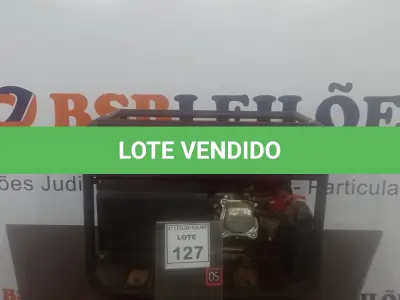 LOTE 127 - 01 GERADOR TENSÃO DE SAÍDA 110/220V MODELO B4T-2500S A GASOLINA MARCA BRANCO. (NO ESTADO) ATENÇÃO! FAZER A VISITAÇÃO ANTES DE ARREMATAR, NÃO SABEMOS SE FUNCIONA. LEILÃO NÃO TEM GARANTIA E NEM DEVOLUÇÃO, SUJEITO A POSSÍVEIS AVARIAS VISÍVEIS/OCULTAS E/OU AUSÊNCIA DE COMPONENTES.