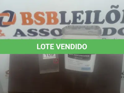 LOTE 109 - 01 BALDE DE TINTA SUVINIL INTERIORES FOSCOS 18L NA COR FOSCO BRANCO. VENCIMENTO 10/2027 (NOVO) (NO ESTADO) ATENÇÃO! FAZER A VISITAÇÃO ANTES DE ARREMATAR, NÃO SABEMOS SE FUNCIONA. LEILÃO NÃO TEM GARANTIA E NEM DEVOLUÇÃO, SUJEITO A POSSÍVEIS AVARIAS VISÍVEIS/OCULTAS E/OU AUSÊNCIA DE COMPONENTES.