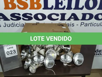 LOTE 023 - 01 LOTE COM GRANDE QUANTIDADE DE LÂMPADAS LED TAMANHOS E MODELOS DIVERSOS. (NO ESTADO) ATENÇÃO! FAZER A VISITAÇÃO ANTES DE ARREMATAR, NÃO SABEMOS SE FUNCIONA. LEILÃO NÃO TEM GARANTIA E NEM DEVOLUÇÃO, SUJEITO A POSSÍVEIS AVARIAS VISÍVEIS/OCULTAS E/OU AUSÊNCIA DE COMPONENTES.