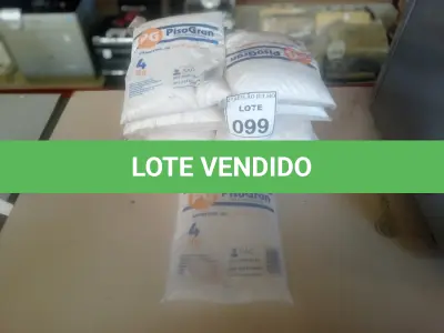 LOTE 099 - 11 PACOTES DE GRANITINA COM 4KG CADA. (NO ESTADO) ATENÇÃO! FAZER A VISITAÇÃO ANTES DE ARREMATAR, NÃO SABEMOS SE FUNCIONA. LEILÃO NÃO TEM GARANTIA E NEM DEVOLUÇÃO, SUJEITO A POSSÍVEIS AVARIAS VISÍVEIS/OCULTAS E/OU AUSÊNCIA DE COMPONENTES.