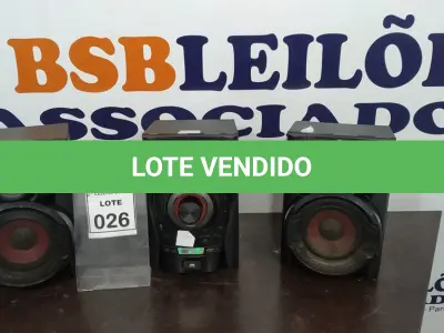 LOTE 026 - 01 MICROSYSTEM COM 02 CAIXAS 110W MARCA LG. (NO ESTADO) ATENÇÃO! FAZER A VISITAÇÃO ANTES DE ARREMATAR, NÃO SABEMOS SE FUNCIONA. LEILÃO NÃO TEM GARANTIA E NEM DEVOLUÇÃO, SUJEITO A POSSÍVEIS AVARIAS VISÍVEIS/OCULTAS E/OU AUSÊNCIA DE COMPONENTES.