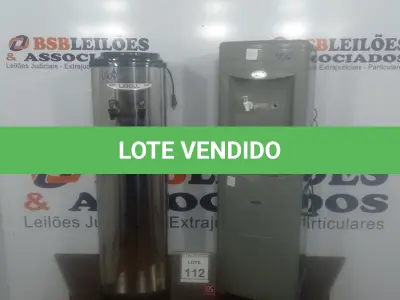 LOTE 112 - 02 BEBEDOUROS PARA GARRAFÃO. (NO ESTADO) ATENÇÃO! FAZER A VISITAÇÃO ANTES DE ARREMATAR, NÃO SABEMOS SE FUNCIONA. LEILÃO NÃO TEM GARANTIA E NEM DEVOLUÇÃO, SUJEITO A POSSÍVEIS AVARIAS VISÍVEIS/OCULTAS E/OU AUSÊNCIA DE COMPONENTES.