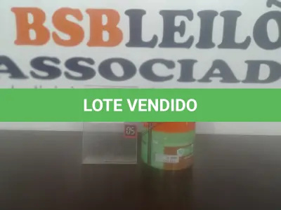 LOTE 102 - 01 LATA DE TINTA ESMALTE DE 3,6L NA COR BRILHANTE PLATINA MARCA SUVINIL. (NO ESTADO) ATENÇÃO! FAZER A VISITAÇÃO ANTES DE ARREMATAR, NÃO SABEMOS SE FUNCIONA. LEILÃO NÃO TEM GARANTIA E NEM DEVOLUÇÃO, SUJEITO A POSSÍVEIS AVARIAS VISÍVEIS/OCULTAS E/OU AUSÊNCIA DE COMPONENTES.