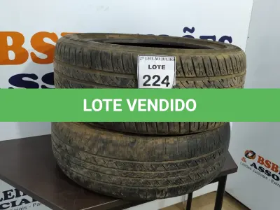 LOTE 224 - 02 PNEUS USADOS 245/452 ZR20 103W. (NO ESTADO) ATENÇÃO! FAZER A VISITAÇÃO ANTES DE ARREMATAR, NÃO SABEMOS SE FUNCIONA. LEILÃO NÃO TEM GARANTIA E NEM DEVOLUÇÃO, SUJEITO A POSSÍVEIS AVARIAS VISÍVEIS/OCULTAS E/OU AUSÊNCIA DE COMPONENTES.