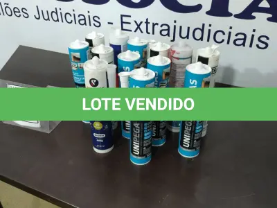 LOTE 227 - 01 LOTE COM VÁRIAS BISNAGAS DE SILICONE E SELANTES DE MARCAS E MODELOS DIVERSOS. (NO ESTADO) ATENÇÃO! FAZER A VISITAÇÃO ANTES DE ARREMATAR, NÃO SABEMOS SE FUNCIONA. LEILÃO NÃO TEM GARANTIA E NEM DEVOLUÇÃO, SUJEITO A POSSÍVEIS AVARIAS VISÍVEIS/OCULTAS E/OU AUSÊNCIA DE COMPONENTES.