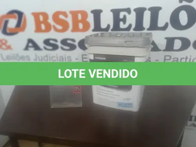 LOTE 109 - 01 BALDE DE TINTA SUVINIL INTERIORES FOSCOS 18L NA COR FOSCO BRANCO. VENCIMENTO 10/2027 (NOVO) (NO ESTADO) ATENÇÃO! FAZER A VISITAÇÃO ANTES DE ARREMATAR, NÃO SABEMOS SE FUNCIONA. LEILÃO NÃO TEM GARANTIA E NEM DEVOLUÇÃO, SUJEITO A POSSÍVEIS AVARIAS VISÍVEIS/OCULTAS E/OU AUSÊNCIA DE COMPONENTES.