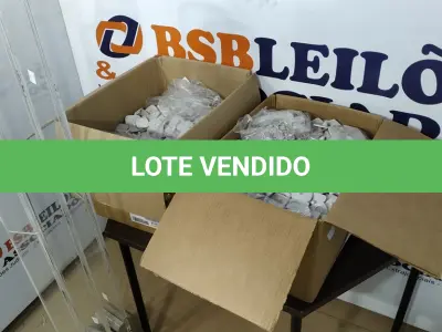 LOTE 248 - 01 LOTE COM GRANDE QUANTIDADE DE ANTENAS ANTIFURTO PARA ROUPA E 03 SENSORES. (NO ESTADO) ATENÇÃO! FAZER A VISITAÇÃO ANTES DE ARREMATAR, NÃO SABEMOS SE FUNCIONA. LEILÃO NÃO TEM GARANTIA E NEM DEVOLUÇÃO, SUJEITO A POSSÍVEIS AVARIAS VISÍVEIS/OCULTAS E/OU AUSÊNCIA DE COMPONENTES.