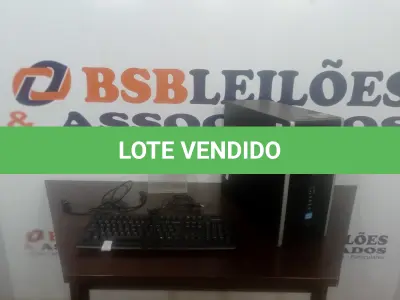 LOTE 105 - 01 GABINETE MARCA HP COM CABO E 01 TECLADO PARA PC.  (NO ESTADO) ATENÇÃO! FAZER A VISITAÇÃO ANTES DE ARREMATAR, NÃO SABEMOS SE FUNCIONA. LEILÃO NÃO TEM GARANTIA E NEM DEVOLUÇÃO, SUJEITO A POSSÍVEIS AVARIAS VISÍVEIS/OCULTAS E/OU AUSÊNCIA DE COMPONENTES.