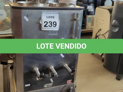 LOTE 239 - 08 CAFETEIRAS ELÉTRICAS SEMI INDUSTRIAL EM INOX. (NO ESTADO) ATENÇÃO! FAZER A VISITAÇÃO ANTES DE ARREMATAR, NÃO SABEMOS SE FUNCIONA. LEILÃO NÃO TEM GARANTIA E NEM DEVOLUÇÃO, SUJEITO A POSSÍVEIS AVARIAS VISÍVEIS/OCULTAS E/OU AUSÊNCIA DE COMPONENTES.
