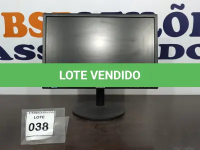 LOTE 038 - 01 MONITOR SAMSUNG. (NO ESTADO EM QUE SE ENCONTRA. SUJEITO A AVARIAS OCULTAS/VISÍVEIS.)  AV9701L