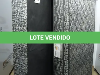 LOTE 070 - 01 COLCHÃO DE SOLTEIRO COM BASE. (NO ESTADO EM QUE SE ENCONTRA. SUJEITO A AVARIAS OCULTAS/VISÍVEIS.)  AU2194X
