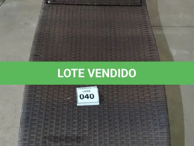 LOTE 040 - 01 ESPREGUIÇADEIRA. (NO ESTADO EM QUE SE ENCONTRA. SUJEITO A AVARIAS OCULTAS/VISÍVEIS.) BH1637Y