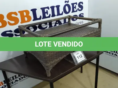 LOTE 112 - 01 MESA DE JARDIM. (NO ESTADO EM QUE SE ENCONTRA. SUJEITO A AVARIAS OCULTAS/VISÍVEIS.) AV9911V