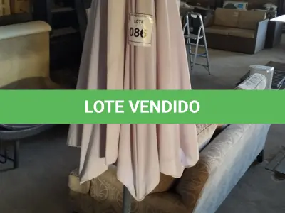 LOTE 086 - 01 GUARDA SOL (UMBRELLA). (NO ESTADO EM QUE SE ENCONTRA. SUJEITO A AVARIAS OCULTAS/VISÍVEIS.) BH1589T