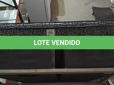 LOTE 058 - 01 COLCHÃO DE CASAL COM BASE. (NO ESTADO EM QUE SE ENCONTRA. SUJEITO A AVARIAS OCULTAS/VISÍVEIS.)  AU1900H