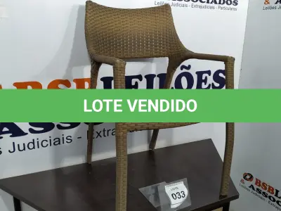 LOTE 033 - 01 CADEIRA DE JARDIM. (NO ESTADO EM QUE SE ENCONTRA. SUJEITO A AVARIAS OCULTAS/VISÍVEIS.) BH1516T