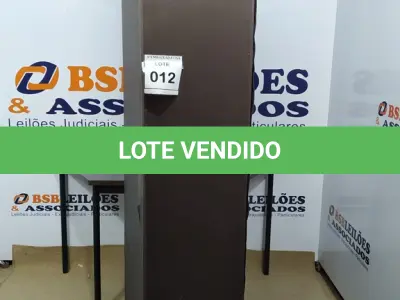 LOTE 012 - 01 BASE DE CAMA BOX SOLTEIRO. (NO ESTADO EM QUE SE ENCONTRA. SUJEITO A AVARIAS OCULTAS/VISÍVEIS.)