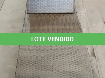 LOTE 128 - 01 ESPREGUIÇADEIRA. (NO ESTADO EM QUE SE ENCONTRA. SUJEITO A AVARIAS OCULTAS/VISÍVEIS.)  BH1521P