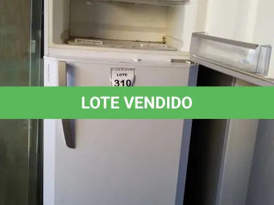 LOTE 310 - 01 GELADEIRA FROST FREE MARCA CONTINENTAL 220W. (NO ESTADO) ATENÇÃO! FAZER A VISITAÇÃO ANTES DE ARREMATAR, NÃO SABEMOS SE FUNCIONA. LEILÃO NÃO TEM GARANTIA E NEM DEVOLUÇÃO, SUJEITO A POSSÍVEIS AVARIAS VISÍVEIS/OCULTAS E/OU AUSÊNCIA DE COMPONENTES.