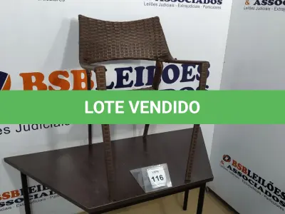 LOTE 116 - 01 CADEIRA DE JARDIM. (NO ESTADO EM QUE SE ENCONTRA. SUJEITO A AVARIAS OCULTAS/VISÍVEIS.) BH1580V