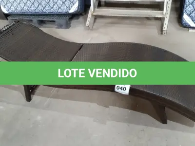 LOTE 040 - 01 ESPREGUIÇADEIRA. (NO ESTADO EM QUE SE ENCONTRA. SUJEITO A AVARIAS OCULTAS/VISÍVEIS.) BH1637Y