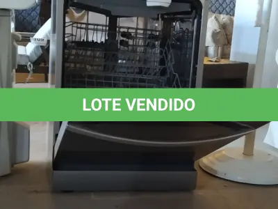LOTE 092 - 01 LAVA LOUÇA BRASTEMP 220V. (NO ESTADO EM QUE SE ENCONTRA. SUJEITO A AVARIAS OCULTAS/VISÍVEIS.) BH1501L