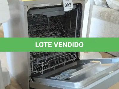 LOTE 092 - 01 LAVA LOUÇA BRASTEMP 220V. (NO ESTADO EM QUE SE ENCONTRA. SUJEITO A AVARIAS OCULTAS/VISÍVEIS.) BH1501L