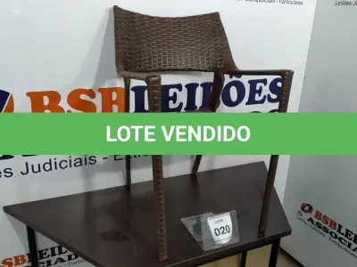 LOTE 020 - 01 CADEIRA DE JARDIM. (NO ESTADO EM QUE SE ENCONTRA. SUJEITO A AVARIAS OCULTAS/VISÍVEIS.) BH1582D