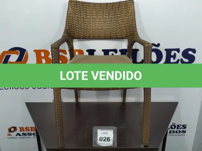 LOTE 026 - 01 CADEIRA DE JARDIM. (NO ESTADO EM QUE SE ENCONTRA. SUJEITO A AVARIAS OCULTAS/VISÍVEIS.) BF8659P