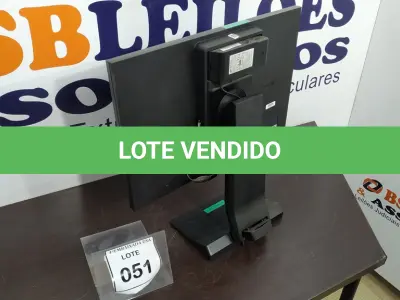 LOTE 051 - 01 MONITOR SAMSUNG. (NO ESTADO EM QUE SE ENCONTRA. SUJEITO A AVARIAS OCULTAS/VISÍVEIS.)  AV9700W