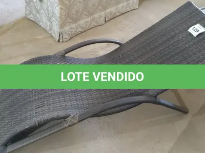 LOTE 129 - 01 CADEIRA DE JARDIM. (NO ESTADO EM QUE SE ENCONTRA. SUJEITO A AVARIAS OCULTAS/VISÍVEIS.) AV9525U