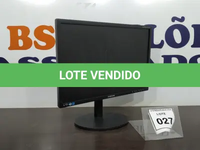 LOTE 027 - 01 MONITOR SAMSUNG.  (NO ESTADO EM QUE SE ENCONTRA. SUJEITO A AVARIAS OCULTAS/VISÍVEIS.)  AV9701D
