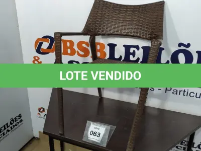LOTE 063 - 01 CADEIRA DE JARDIM. (NO ESTADO EM QUE SE ENCONTRA. SUJEITO A AVARIAS OCULTAS/VISÍVEIS.) BH1581U