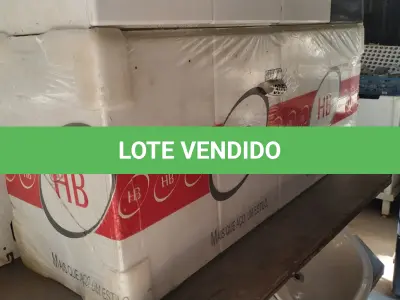 LOTE 305 - 01 ARMÁRIO PEQUENO DE COZINHA COM 03 PORTAS E 03 GAVETAS. (NO ESTADO) ATENÇÃO! FAZER A VISITAÇÃO ANTES DE ARREMATAR, NÃO SABEMOS SE FUNCIONA. LEILÃO NÃO TEM GARANTIA E NEM DEVOLUÇÃO, SUJEITO A POSSÍVEIS AVARIAS VISÍVEIS/OCULTAS E/OU AUSÊNCIA DE COMPONENTES.
