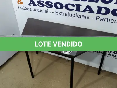 LOTE 265 - 04 CANTONEIRAS DE AÇO. (NO ESTADO) ATENÇÃO! FAZER A VISITAÇÃO ANTES DE ARREMATAR, NÃO SABEMOS SE FUNCIONA. LEILÃO NÃO TEM GARANTIA E NEM DEVOLUÇÃO, SUJEITO A POSSÍVEIS AVARIAS VISÍVEIS/OCULTAS E/OU AUSÊNCIA DE COMPONENTES.