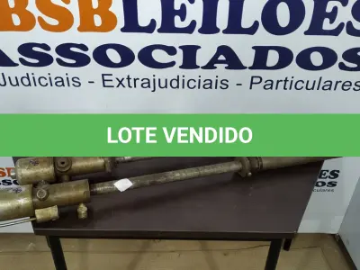 LOTE 338 - 02 BOMBAS DE ÓLEO PRA TAMBOR.(NO ESTADO) ATENÇÃO! FAZER A VISITAÇÃO ANTES DE ARREMATAR, NÃO SABEMOS SE FUNCIONA. LEILÃO NÃO TEM GARANTIA E NEM DEVOLUÇÃO, SUJEITO A POSSÍVEIS AVARIAS VISÍVEIS/OCULTAS E/OU AUSÊNCIA DE COMPONENTES.