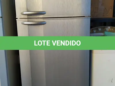 LOTE 311 - 01 GELADEIRA AIR FLOW SYSTEM DC 46 220W. (NO ESTADO) ATENÇÃO! FAZER A VISITAÇÃO ANTES DE ARREMATAR, NÃO SABEMOS SE FUNCIONA. LEILÃO NÃO TEM GARANTIA E NEM DEVOLUÇÃO, SUJEITO A POSSÍVEIS AVARIAS VISÍVEIS/OCULTAS E/OU AUSÊNCIA DE COMPONENTES.