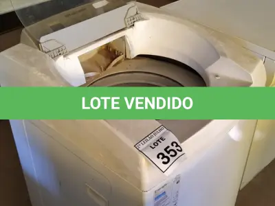 LOTE 353 - 01 MÁQUINA DE LAVAR ROUPAS BRASTEMP 9KG 220V. (NO ESTADO) ATENÇÃO! FAZER A VISITAÇÃO ANTES DE ARREMATAR, NÃO SABEMOS SE FUNCIONA. LEILÃO NÃO TEM GARANTIA E NEM DEVOLUÇÃO, SUJEITO A POSSÍVEIS AVARIAS VISÍVEIS/OCULTAS E/OU AUSÊNCIA DE COMPONENTES.